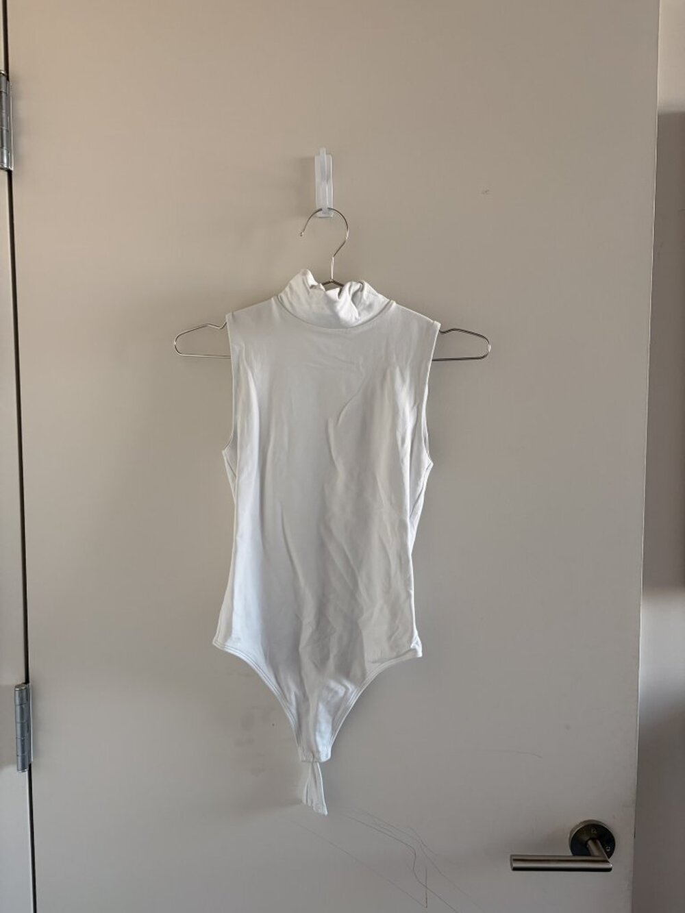 Aritzia Contour White Mock Neck Bodysuit S